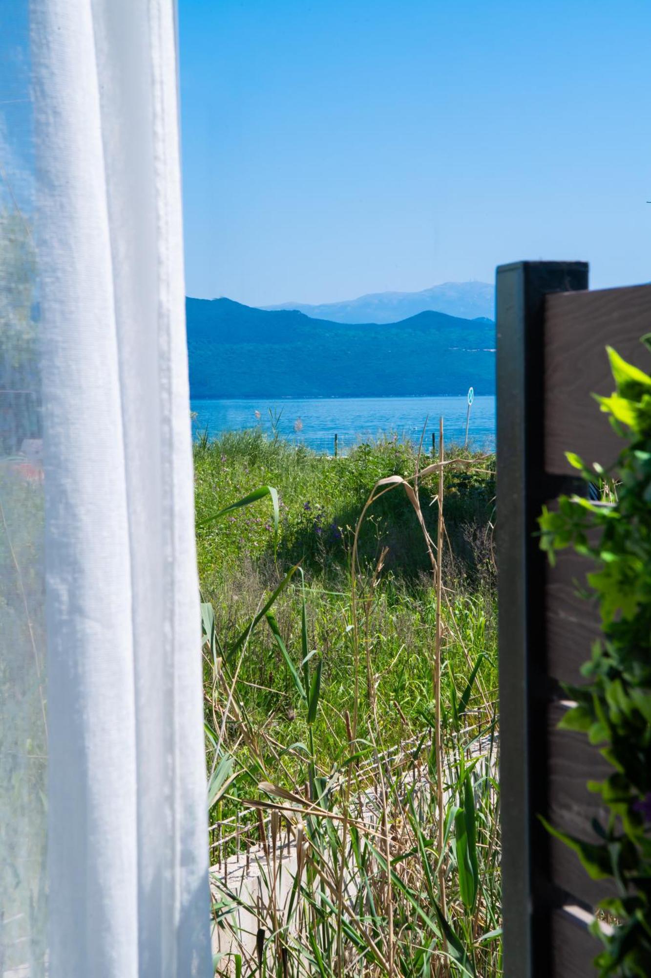 Blue Horizon Seaside Suite By Imagine Lefkada Nikiana Exteriör bild